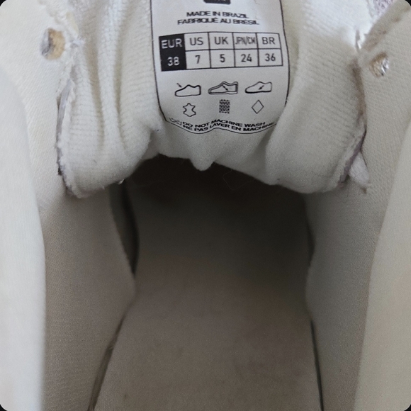 Veja Women’s V-15 Leather Sneaker White/Natural Mid Top US7/UK5/EU38 - Picture 8 of 8